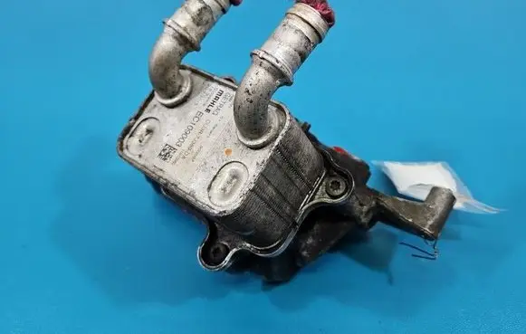 Renault Talisman Engine oil radiator DU3R7J389DA IMPRK1594356