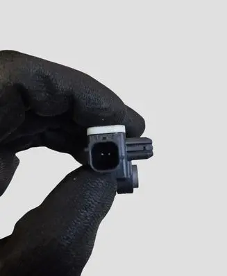 Volvo V60 Airbag deployment crash/impact sensor 31334336