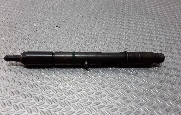 Audi A6 S6 C5 4B Fuel injector 059130201E 0432133836