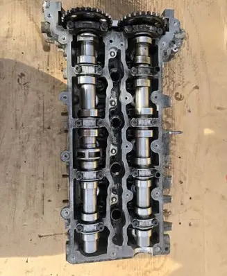 Mercedes-Benz C W205 Engine head 651921