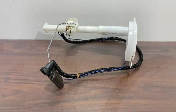 Mitsubishi Outlander IV Fuel level sensor 1718A186 250606RA1A DP5052502