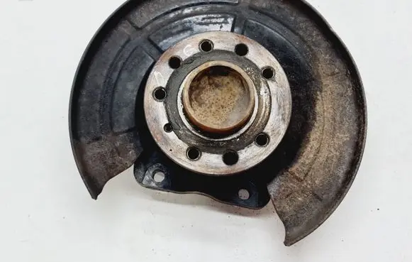 Opel Meriva B Rear wheel hub