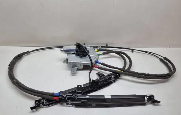 BMW 5 F10 F11 Curtain motor 7232773
