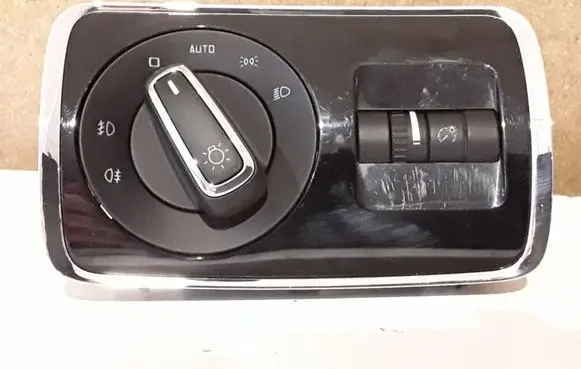 Skoda Superb B6 (3T) Light switch 3T0941431B