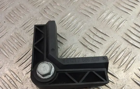 BMW X3 F25 Battery bracket 7586426
