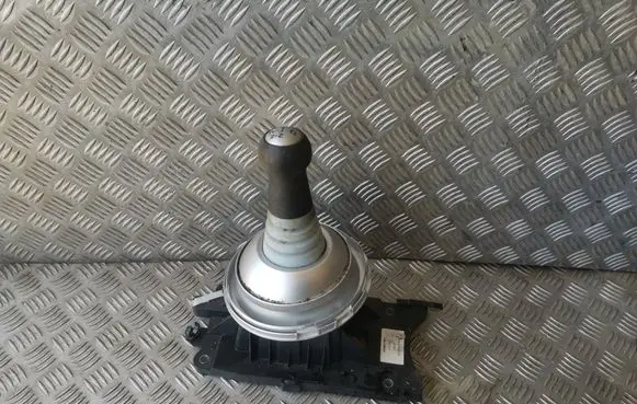 Mitsubishi Colt Gear shifter/selector MN901761