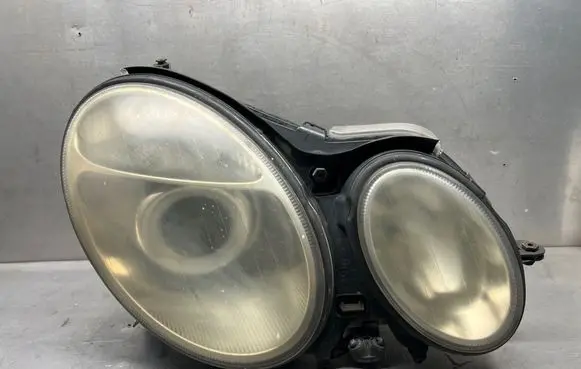 Mercedes-Benz E W211 Headlight/headlamp 15436001 A0028202426 2218600947