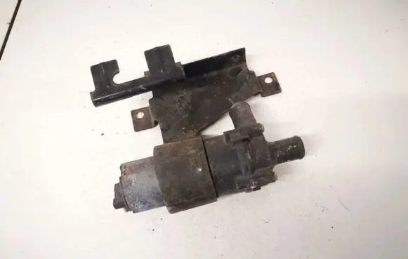 Mercedes-Benz Sprinter W901 W902 W903 W904 Electric auxiliary coolant/water pump 0018351364 0392020026