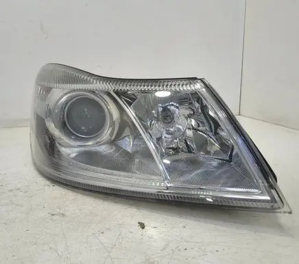 Skoda Octavia Mk2 (1Z) Headlight/headlamp 1Z1941016F