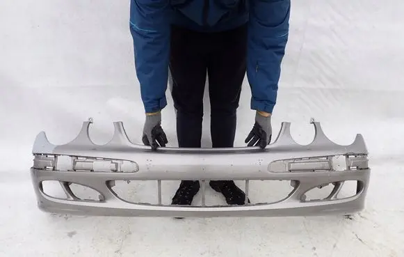 Mercedes-Benz E W211 Front bumper A2118800040