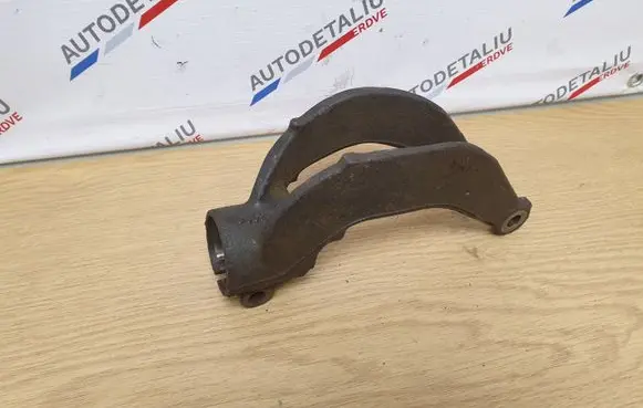 BMW X5 E70 Lower shock absorber bracket 6775085