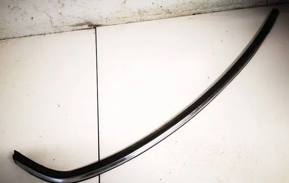 Mini One - Cooper R50 - 53 Rear door glass trim molding