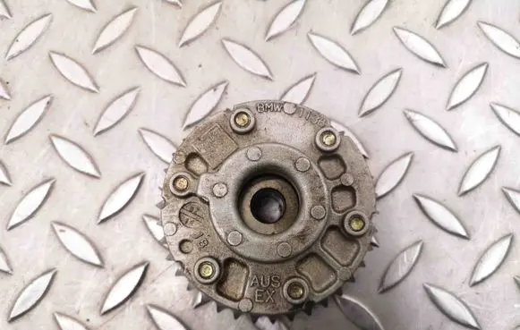 BMW 3 E90 E91 Camshaft pulley/ VANOS 7540348 11367540348