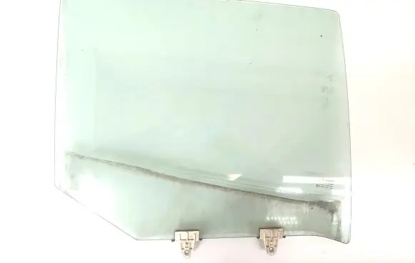 Renault Megane III Rear door window glass