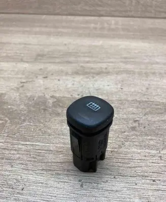 Ford C-MAX I Windscreen/window heater switch 96FG18C621AA