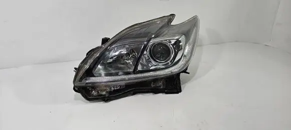 Toyota Prius (XW30) Headlight/headlamp 12431462342