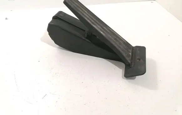 BMW 1 E81 E87 Accelerator throttle pedal 678658901