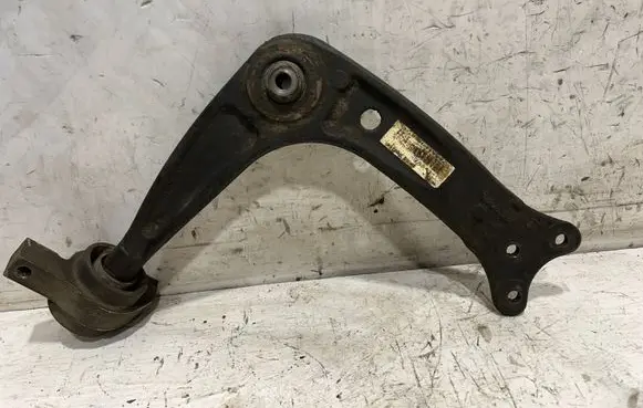Peugeot 508 Front lower control arm/wishbone 872275