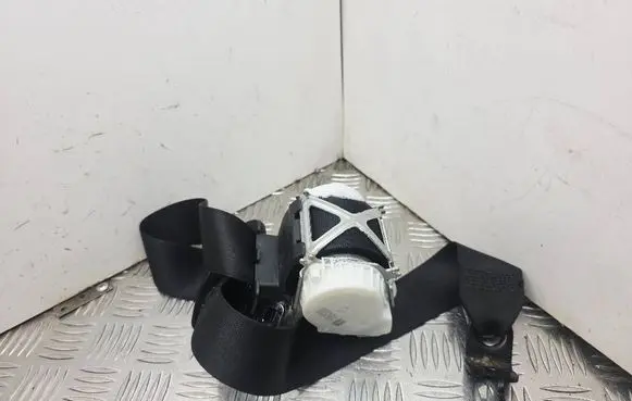 BMW 2 F22 F23 Front seatbelt 7265810 34097873C