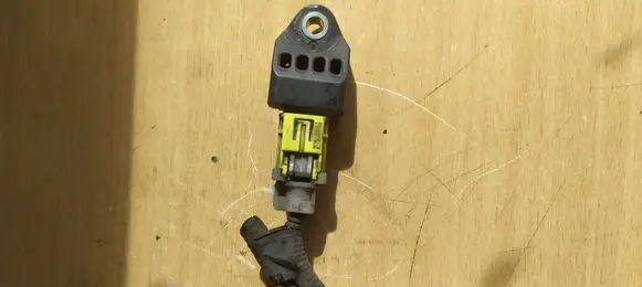 Subaru Forester SG Airbag deployment crash/impact sensor 98231FG000