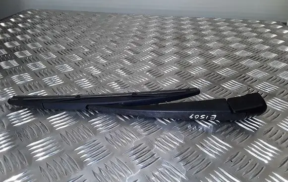 Mitsubishi Outlander Rear wiper blade 