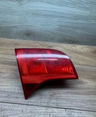 Audi A4 S4 B7 8E 8H Tailgate rear/tail lights 8E9945093 075014 484501