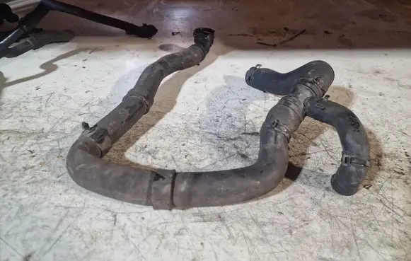 Volkswagen Sharan Engine coolant pipe/hose