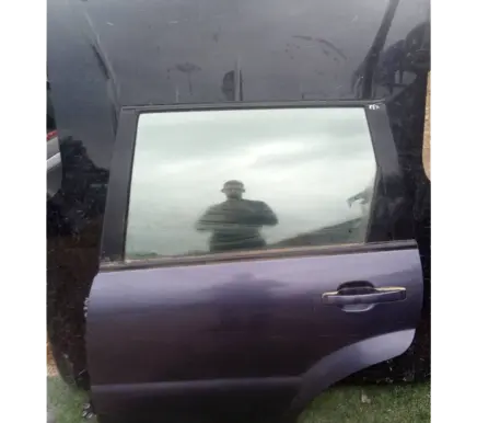 SsangYong Rexton Rear door