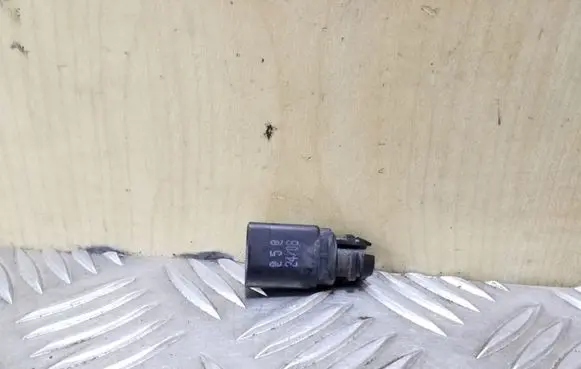 Volkswagen Tiguan Outside/exterior temperature sensor 8Z0820535