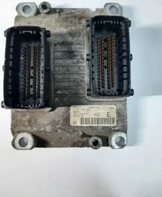 Fiat Grande Punto Engine control unit/module 0261208969 1039S17391 688130