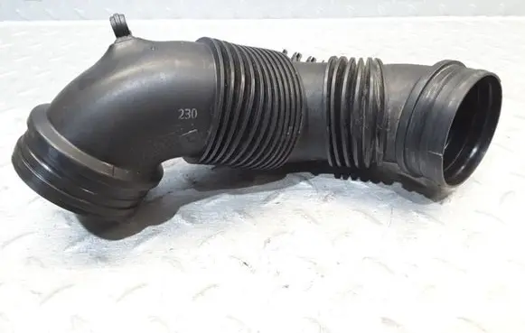 Seat Leon (5F) Turbo air intake inlet pipe/hose 5Q0129654L ETB446482