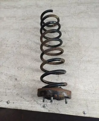 BMW 5 E39 Rear coil spring