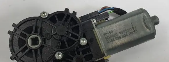 Porsche Cayenne (9PA) Seat adjustment motor 8D0959761E