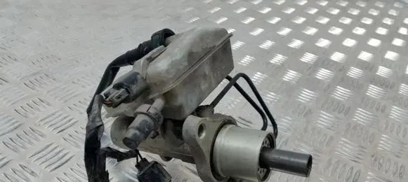 Master brake cylinder