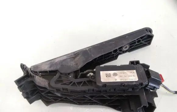 Volkswagen PASSAT B7 Accelerator throttle pedal 1K1721503