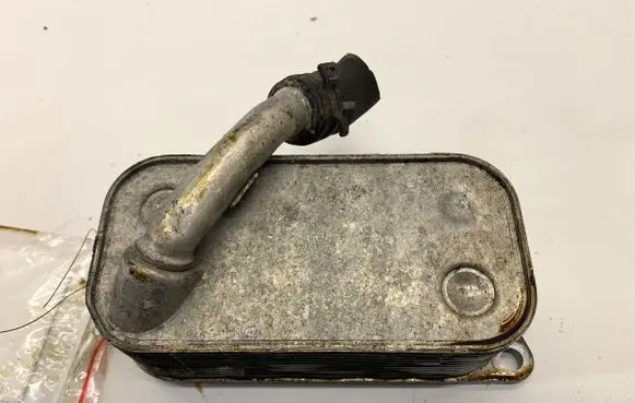 BMW X3 F25 Engine oil radiator 7525333