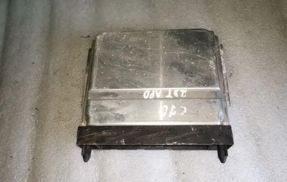 Volvo S80 Engine control unit/module 0261206272 08627456A 08627456