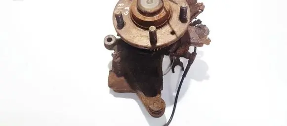 Mazda 626 Rear wheel hub