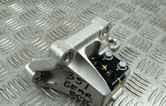 KIA Niro Gearbox mounting bracket 2B500