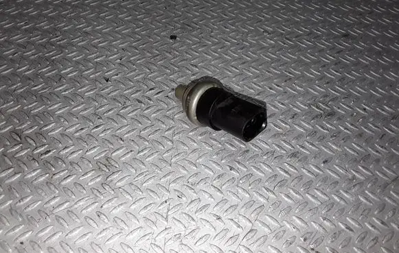 Audi A6 S6 C6 4F Fuel temperature sensor 