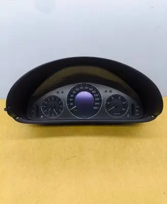 Mercedes-Benz CLK A209 C209 Speedometer (instrument cluster) A2095403511 110080251005