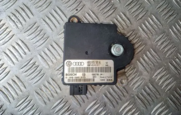 Audi A6 S6 C6 4F Battery control module 4F0915181A 4F0910181E 0199000013