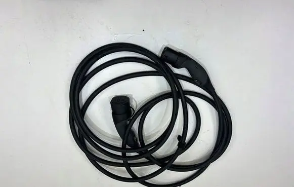 Mercedes-Benz CLA C118 X118 Electric car charging cable A0005832605