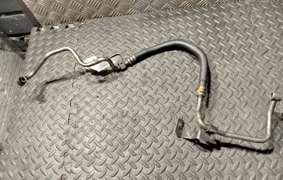 Maserati Ghibli Power steering hose/pipe/line 670006578