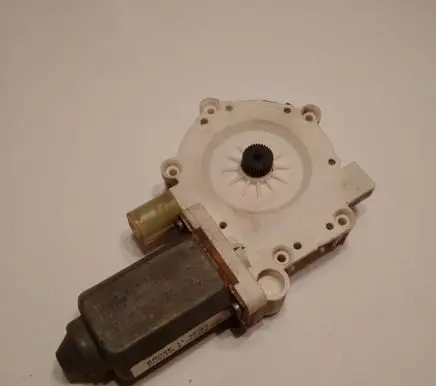 BMW 5 E39 Rear door window regulator motor 67628360512 113843 9030143
