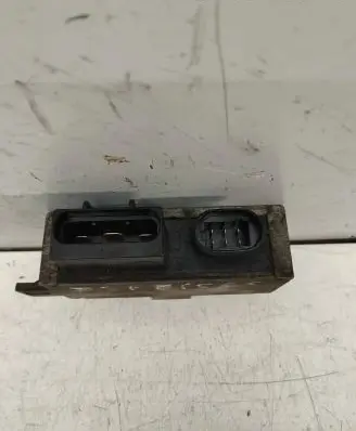 Renault Scenic I Glow plug pre-heat relay 7700111525