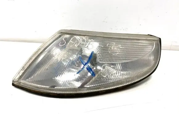 Saab 9-5 Front indicator light