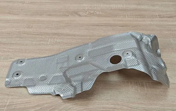 BMW X5 G05 Exhaust heat shield 7424921