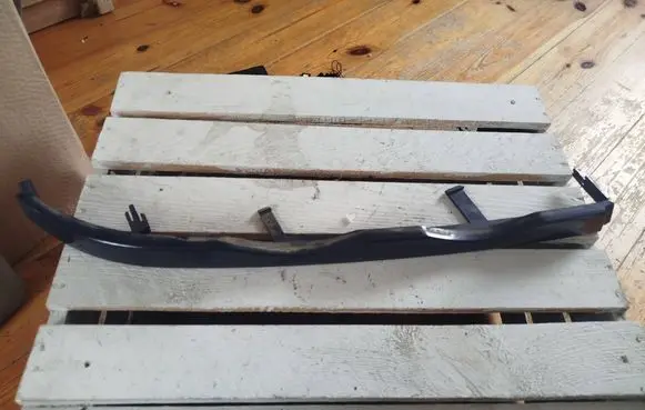 BMW 3 E46 Under headlight/headlamp trim 8208482 ORIENTBLAU 3175