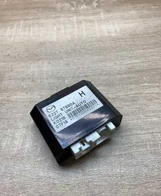 Mazda CX-7 Light module LCM E22767890A